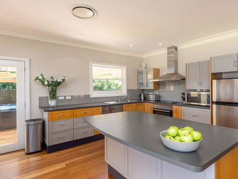 Bluewater - Riverfront Location With Water Views - Accommodation Daintree 1