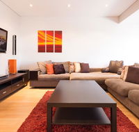 Bold modern 1 bed 10 mins from the city - Accommodation Daintree