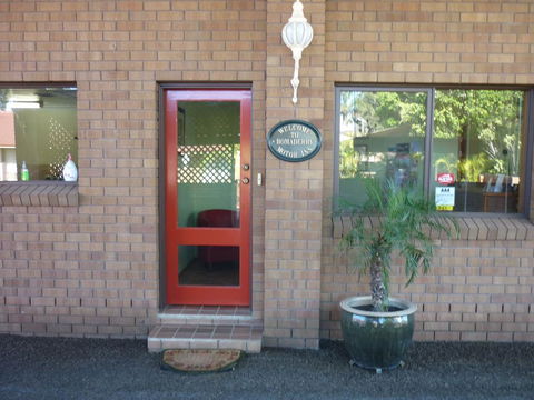 Bomaderry Motor Inn - Accommodation Daintree 2