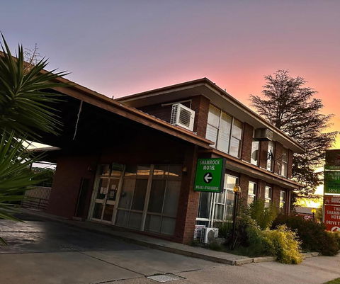 The Shamrock Hotel Balranald - Accommodation Daintree 0