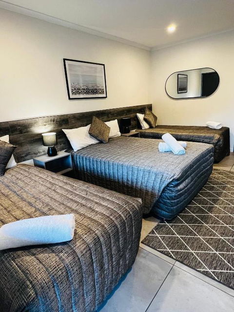 Y Motels Gympie - Accommodation Daintree 3