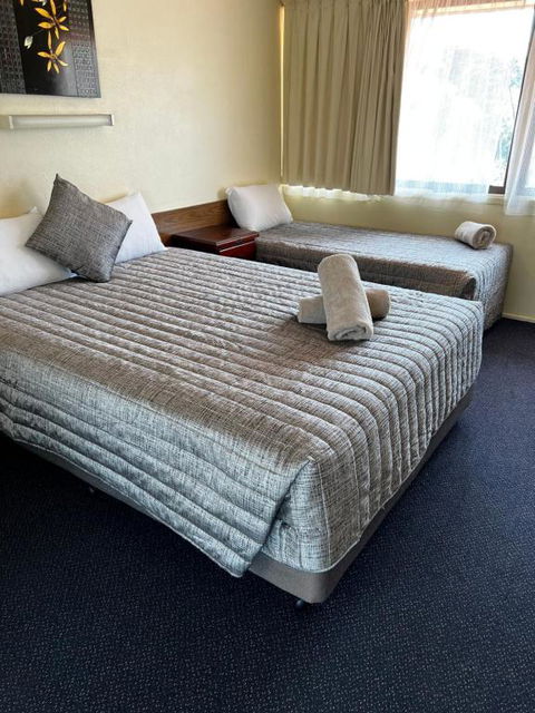 Y Motels Gympie - Accommodation Daintree 1