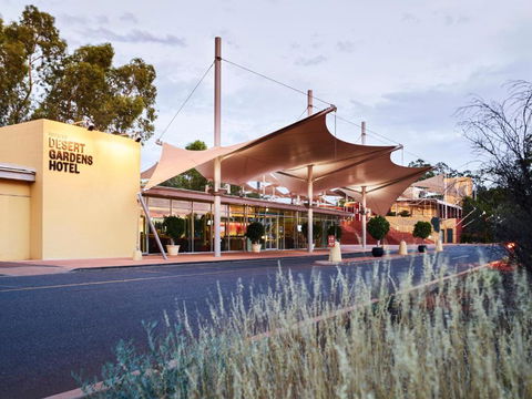Desert Gardens Hotel - Accommodation Daintree 0