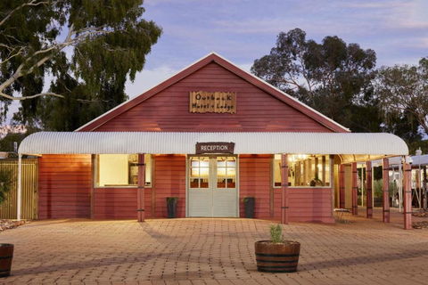 Outback Hotel - Accommodation Daintree 0