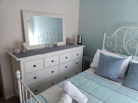 Tingalpa Townhouse Treat - Accommodation Daintree 1