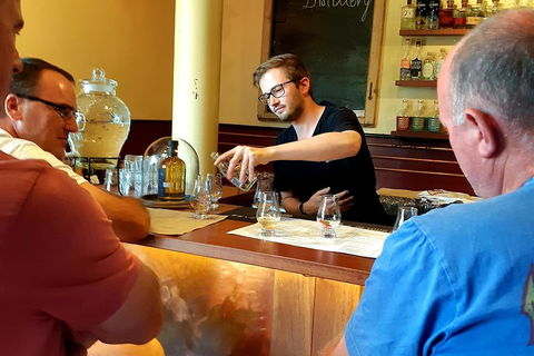 Tipple Of Gin Experience Tour - Accommodation Daintree 3