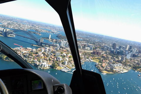 Sydney & Bondi Beach Plus Local Secrets With 'Personalised Sydney Tours' - Accommodation Daintree 0