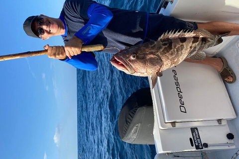 1/2 Day 5 Hour Offshore Fishing Charter - Accommodation Daintree 5