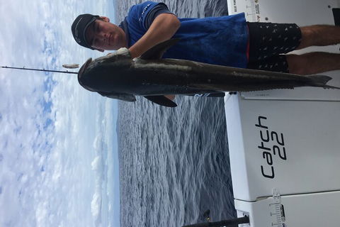 Full Day 9.5 Hour Offshore Fishing Charter - Accommodation Daintree 4