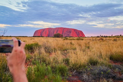 Uluru (Ayers Rock) Sunset With Outback Barbecue Dinner And Star Tour - Accommodation Daintree 0
