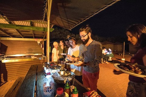 Overnight Uluru Adventure - Accommodation Daintree 1