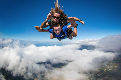 Reef And Rainforest Tandem Sky Dive In Cairns - Accommodation Daintree 0