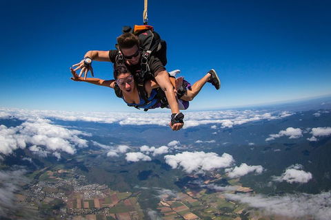 Reef And Rainforest Tandem Sky Dive In Cairns - Accommodation Daintree 3