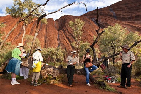 Full Uluru Base Walk At Sunrise Including Breakfast - Accommodation Daintree 5