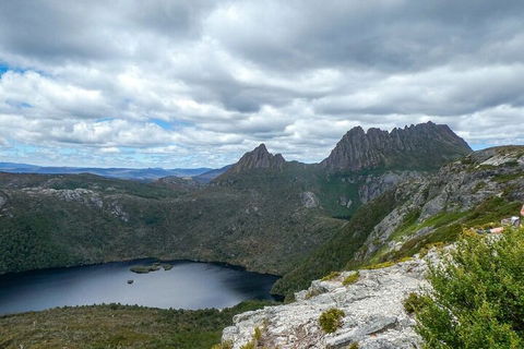 6 Day Trek The Cradle Mountain Overland Track - Accommodation Daintree 2