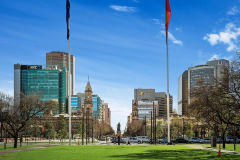 Adelaide Highlights, Hahndorf & McLaren Vale Wine Tasting And Sightseeing Tour - Accommodation Daintree 1