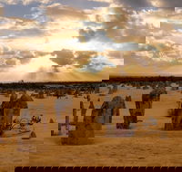 Pinnacle Desert Sunset and Night-time Stargazing Tour from Perth - Accommodation Daintree