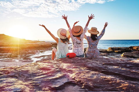 4-Day Coastal Loop Via Monkey Mia Wild Dolphins Kalbarri Pinnacles Perth Return - Accommodation Daintree 4