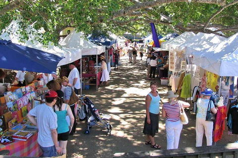 Sunshine Coast Eumundi Markets Return Minibus Transfer - Accommodation Daintree 2