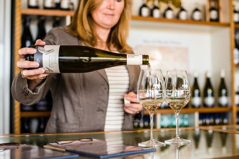 Kangaroo Island Gourmet Food And Wine 4WD Tour - Accommodation Daintree 0