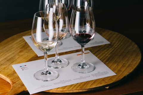 Australian Wine Discovery Tour With Tastings - Accommodation Daintree 2