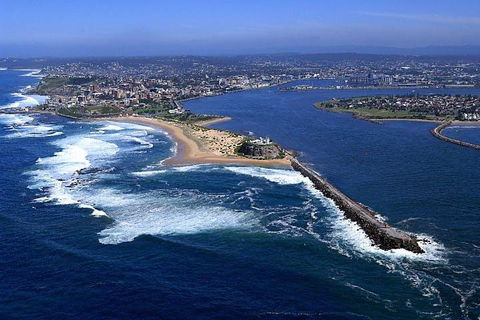 25-30 Minute Newcastle & Macquarie Helicopter Shared Flight - Accommodation Daintree 1